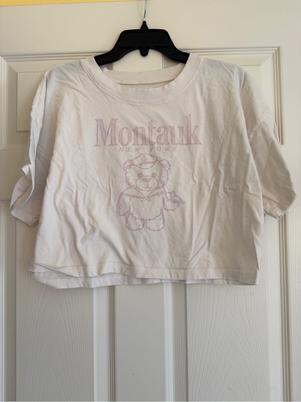 Juniors White Cropped Tee with Pink Bear Graphic